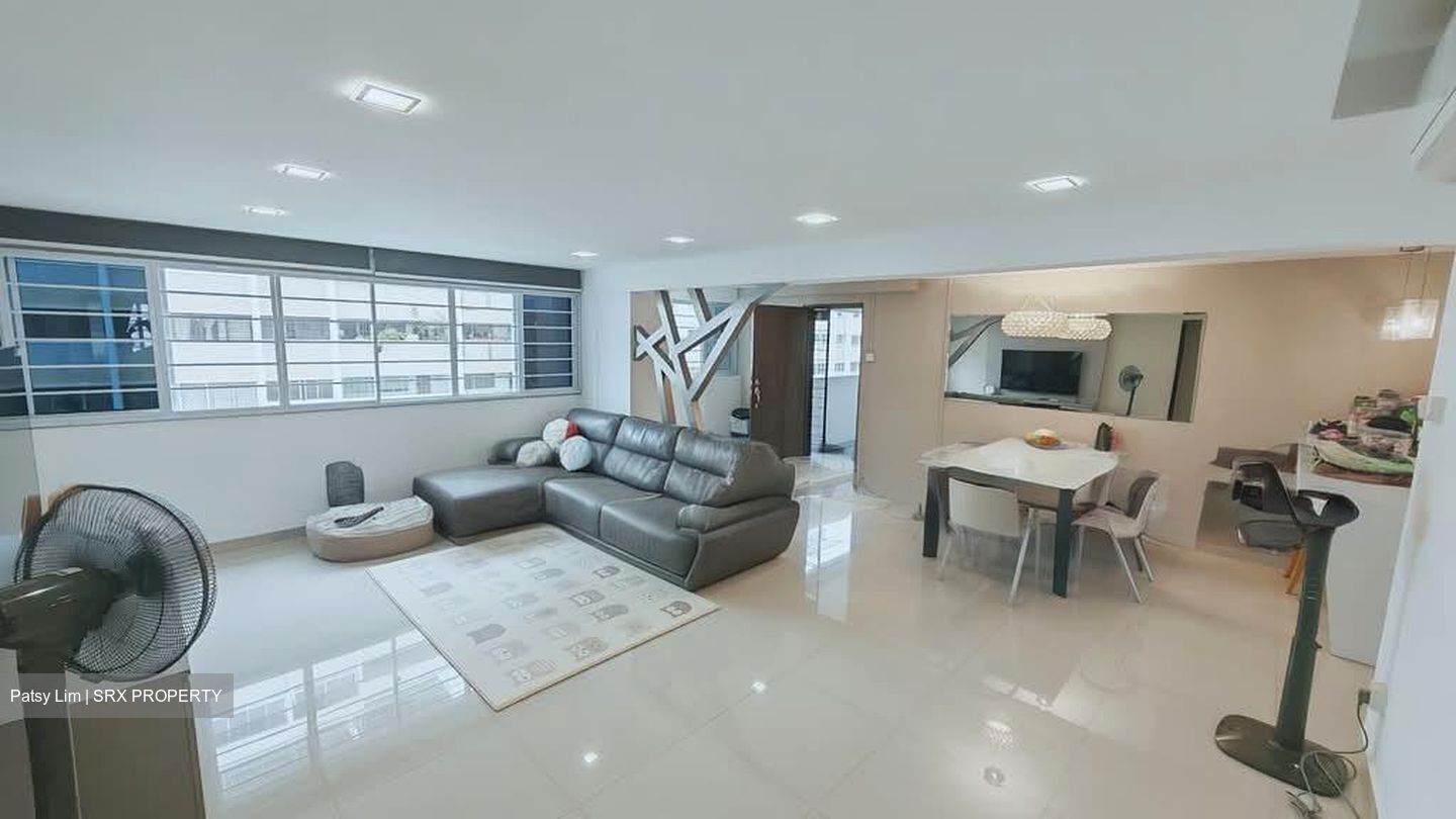 Blk 527 Hougang Avenue 6 (Hougang), HDB 5 Rooms #558942801